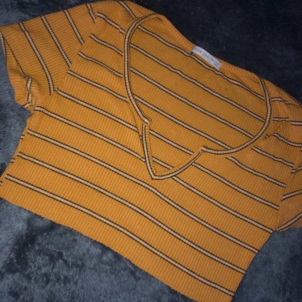 Fashion nova crop top